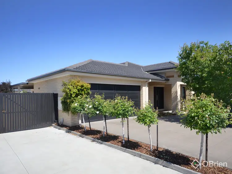54 Gatehouse Drive, Eastwood VIC 3875