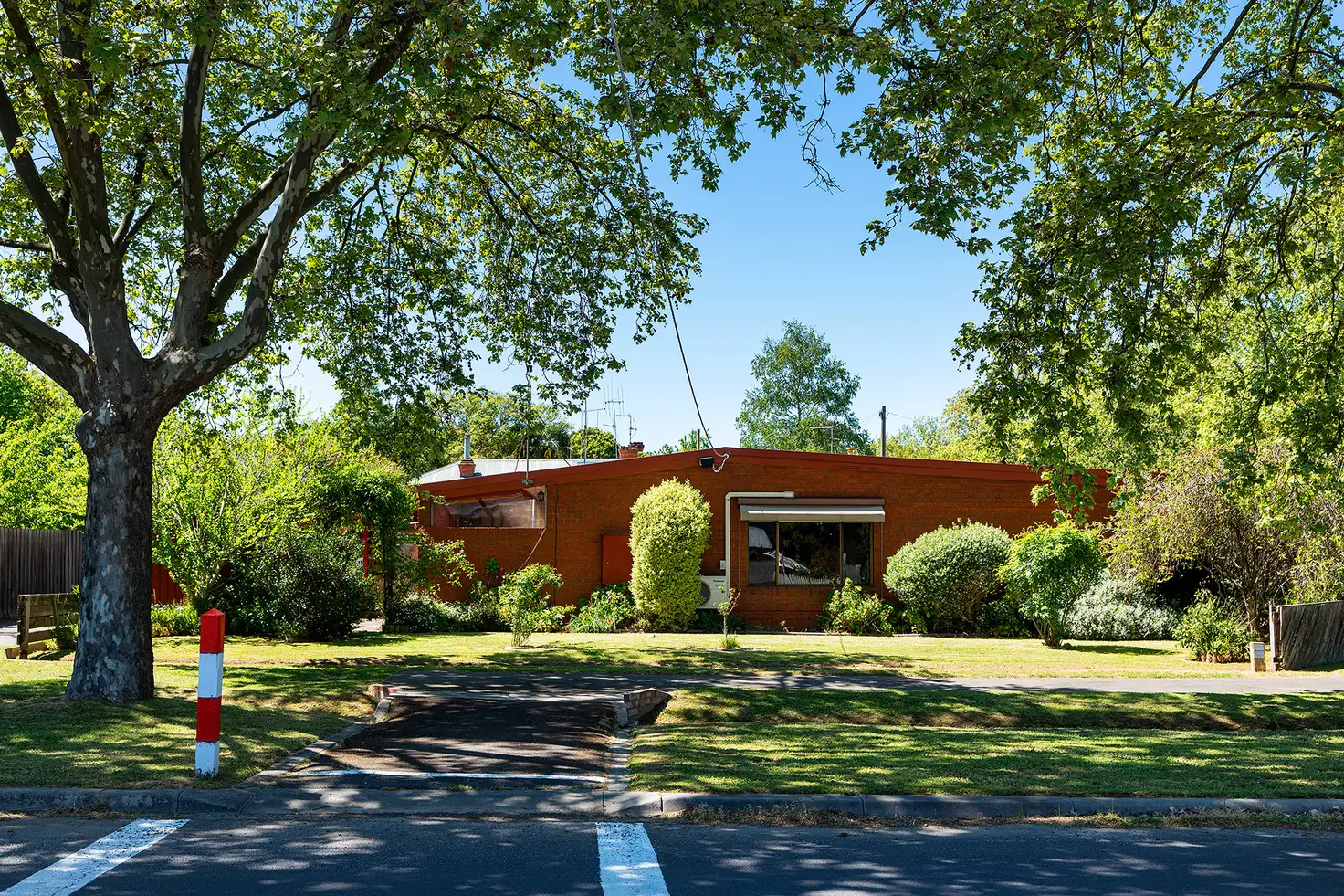 Main view of Homely unit listing, 1/31 Berkeley Street, Castlemaine VIC 3450