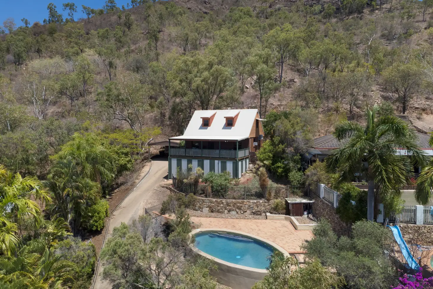 Main view of Homely house listing, 10 Dahl Crescent, Wulguru QLD 4811