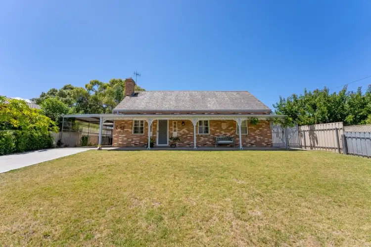 2 Ives Crescent, Mccracken SA 5211
