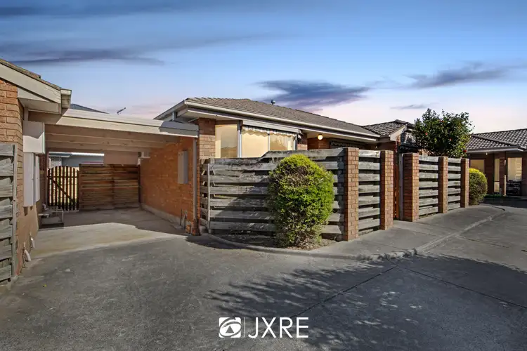 2/9 Dunstan Street, Clayton VIC 3168