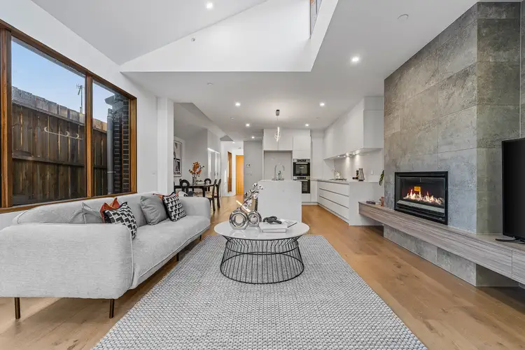 Main view of Homely townhouse listing, 3/20 Edgevale Road, Kew VIC 3101