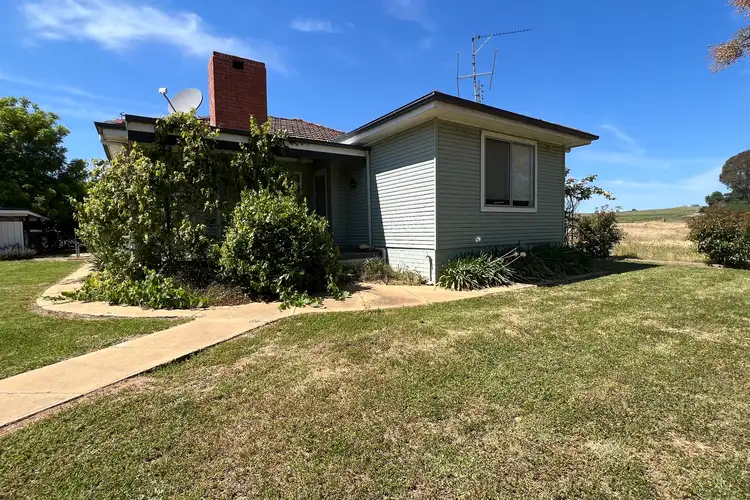 42 Erin Road, Harden NSW 2587