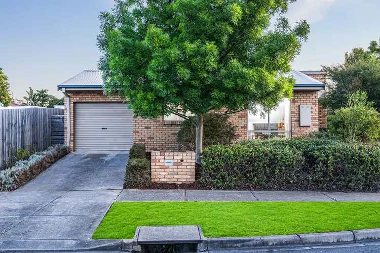 1/3 Bowman Place, Leopold VIC 3224