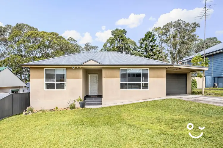 35 Blackman Parade, Unanderra NSW 2526