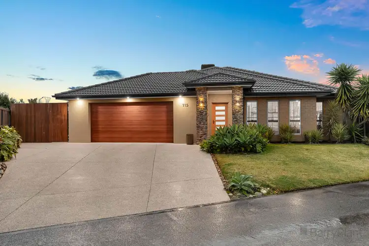 115 Skyline Way, Berwick VIC 3806