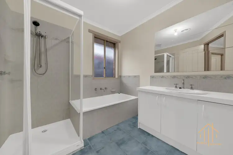 Sixth view of Homely house listing, 15 Chatham Close, Cranbourne East VIC 3977