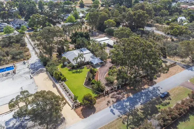 29 Lakes Way, Jandakot WA 6164