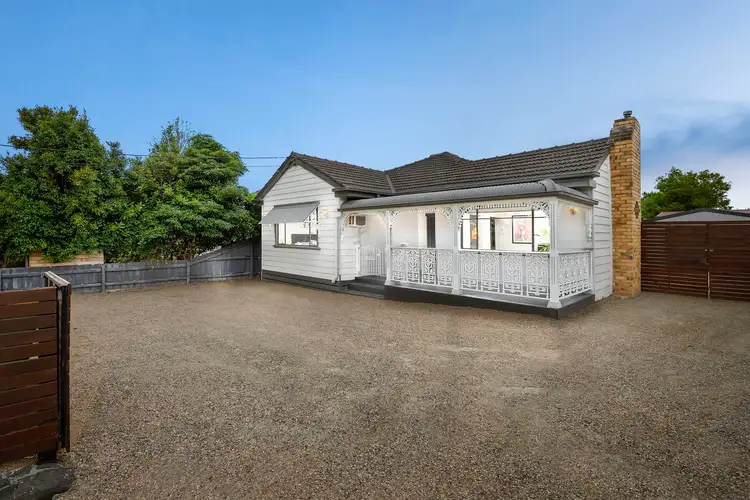 279 Grimshaw Street, Watsonia VIC 3087