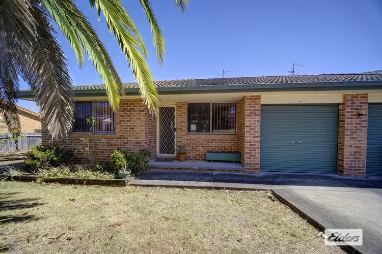 1/2 Rosewood Crescent, Taree NSW 2430