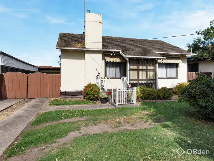 8 Hinkler Street, Braybrook VIC 3019