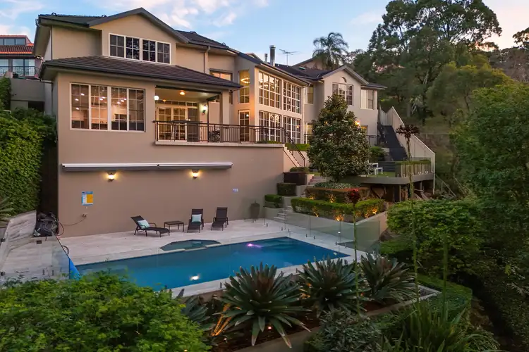 29 McPherson Place, Illawong NSW 2234