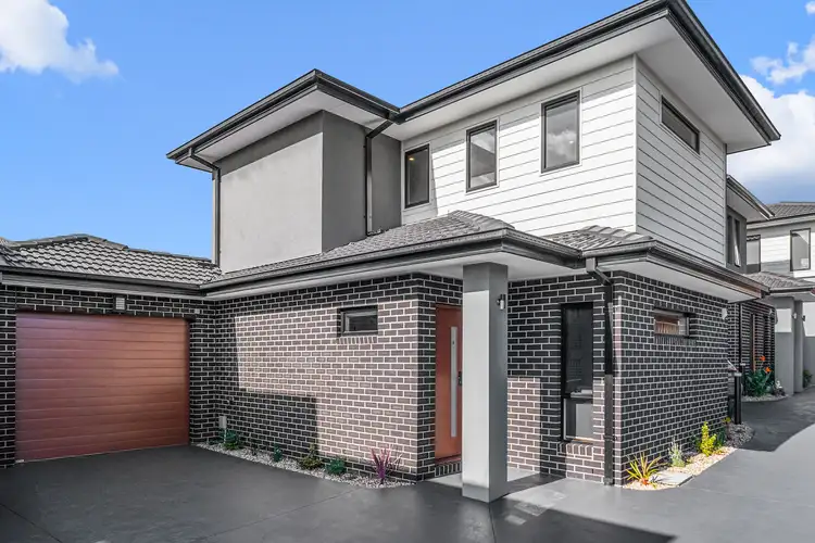 Second view of Homely townhouse listing, 2/20 Duffy Street, Reservoir VIC 3073