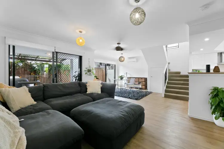 1101/2214 Gold Coast Highway, Mermaid Waters QLD 4218