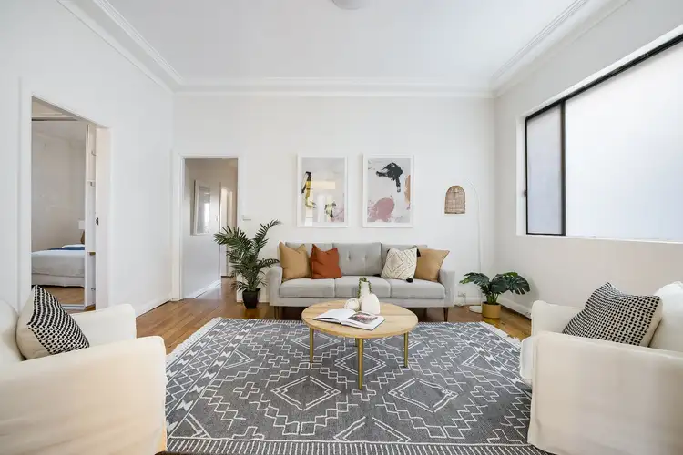 17 St Albans Road, Kingsgrove NSW 2208