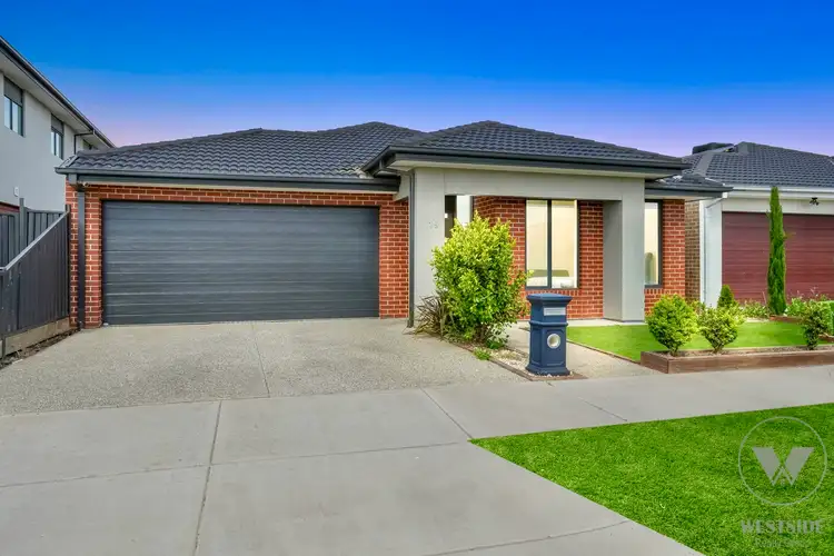 Second view of Homely house listing, 19 Queensbridge Avenue, Tarneit VIC 3029