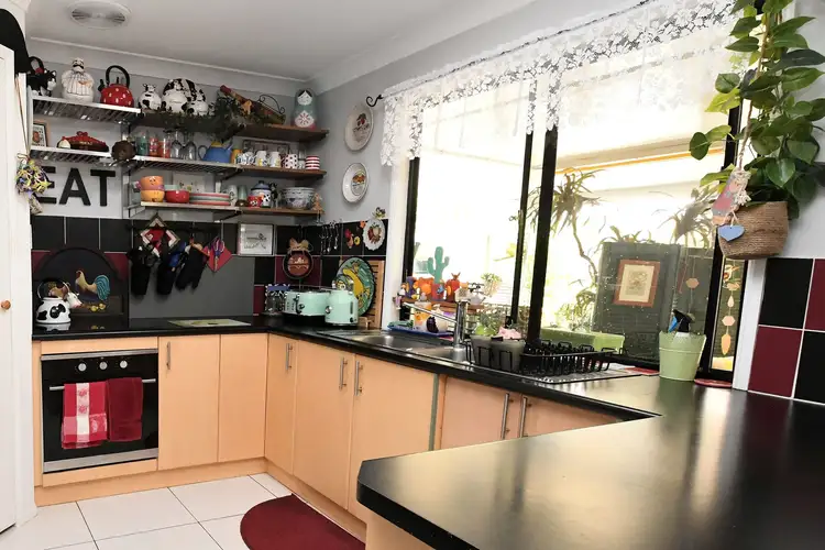 Fifth view of Homely house listing, 9 Crows Ash Court, Lowood QLD 4311