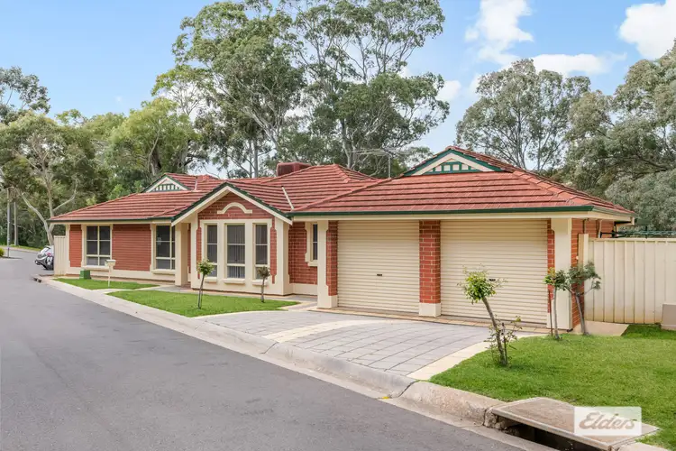 17/32 Brookside Road