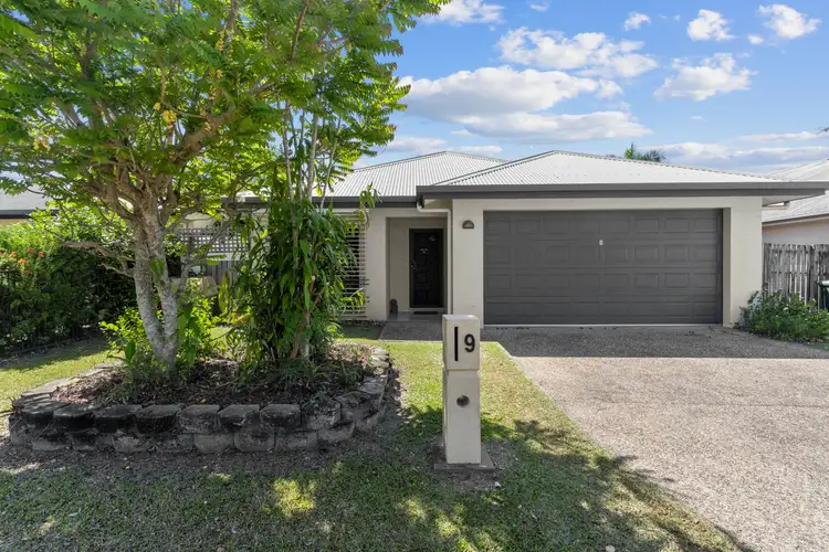 9 Roderick Street, Bentley Park QLD 4869