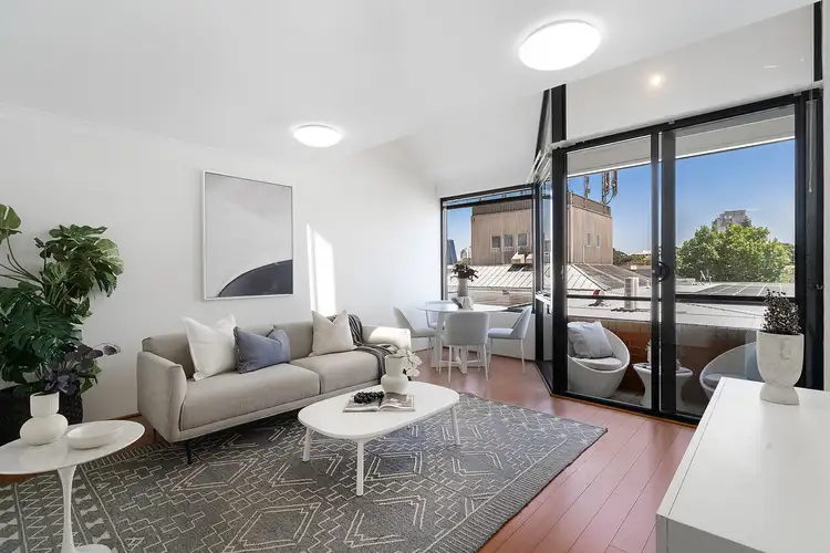 Main view of Homely apartment listing, 2/32 May Lane, Neutral Bay NSW 2089