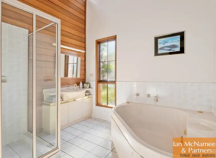 Sixth view of Homely house listing, 4 Lee Place, Queanbeyan West NSW 2620