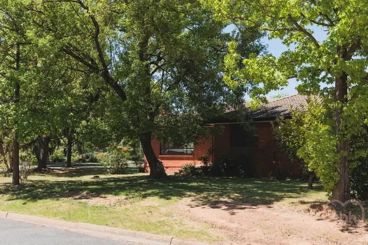 Second view of Homely house listing, 8 Dowling Street, Watson ACT 2602