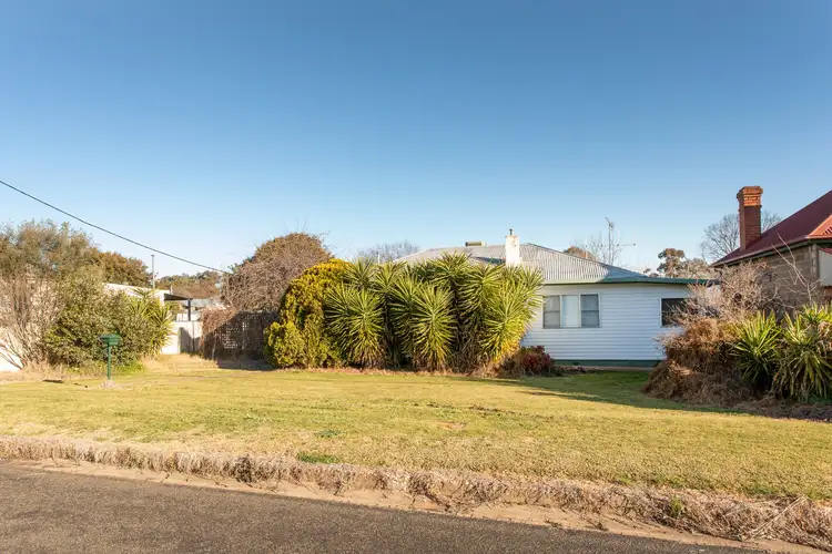 7 Parkes Street, Cowra NSW 2794
