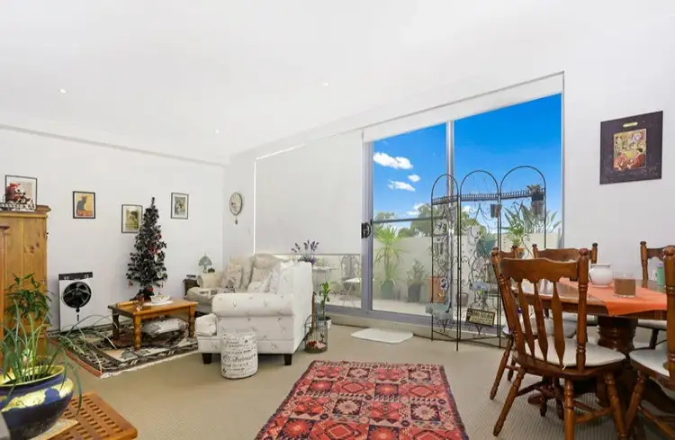 48/31-35 Chamberlain Street, Campbelltown NSW 2560