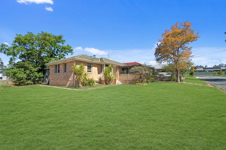 2 Moresby Street, Nowra NSW 2541