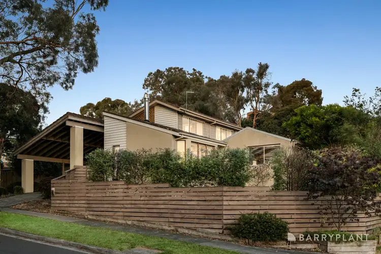 10 Hillingdon Drive, Diamond Creek VIC 3089