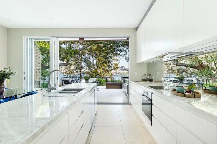 18/14 Hosking Street, Balmain East NSW 2041
