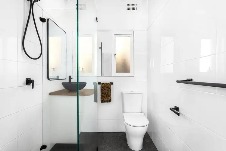 Sixth view of Homely apartment listing, 2/9 Rickard Street, Balgowlah NSW 2093
