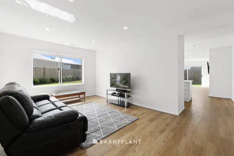 Sixth view of Homely house listing, 3 Lonsdale Court, Warragul VIC 3820