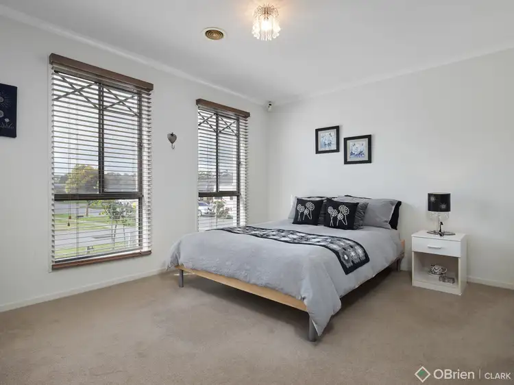 Sixth view of Homely house listing, 1 Rowan Walk, Drouin VIC 3818