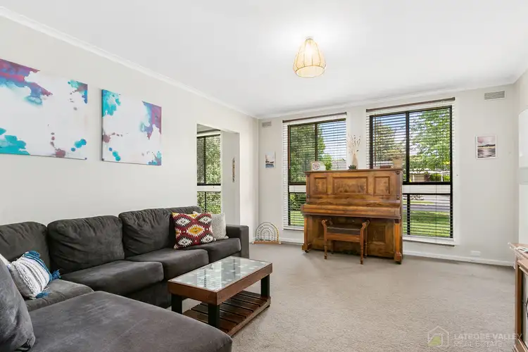 Second view of Homely house listing, 2 Elm Court, Churchill VIC 3842