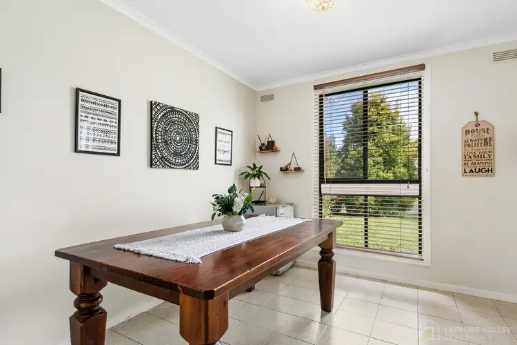 Fifth view of Homely house listing, 2 Elm Court, Churchill VIC 3842