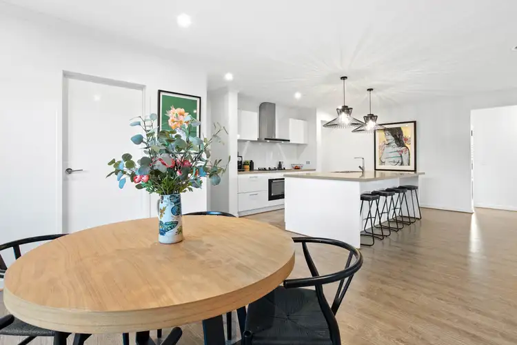 Sixth view of Homely house listing, 5 Crestwood Drive, Rosebud VIC 3939