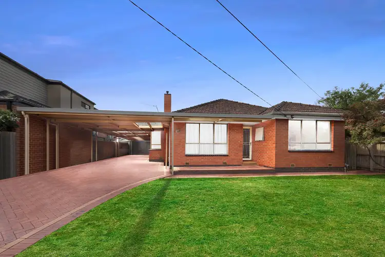 102 William Street, St Albans VIC 3021