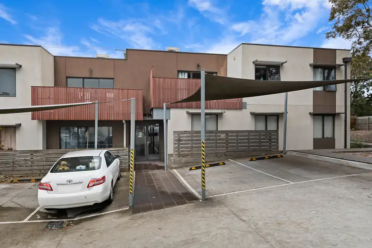 Main view of Homely unit listing, 2/15 Jericho Court, Carrum Downs VIC 3201