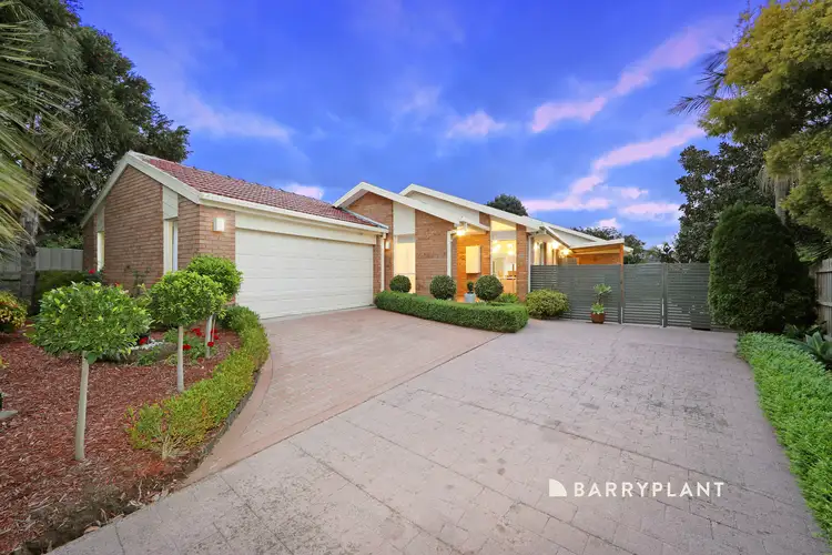 11 Affleck Way, Rowville VIC 3178
