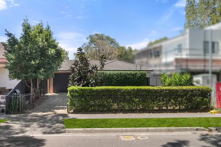 16 Folkestone Parade, Botany NSW 2019