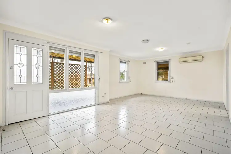 Fifth view of Homely house listing, 5 Omati Street, Whalan NSW 2770