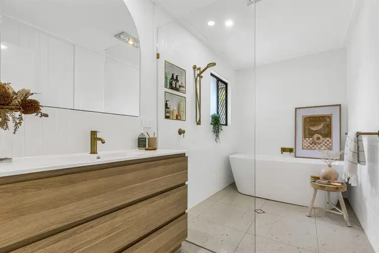 Main view of Homely townhouse listing, 1/37 Carisbrook Circuit, Forest Lake QLD 4078