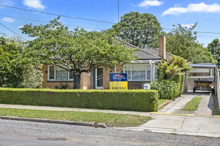50 Rowlands Street, Sebastopol VIC 3356