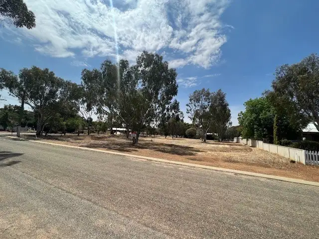 10 Meares Street, York WA 6302