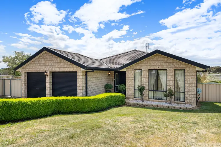 2 Nicholas Place, Orange NSW 2800