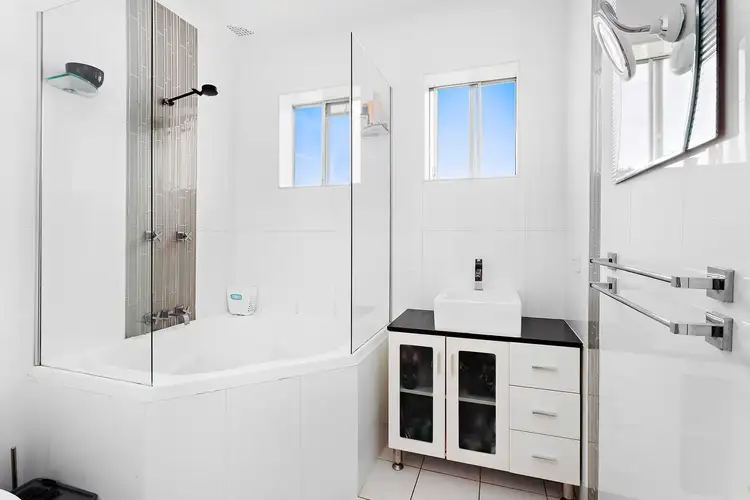 Sixth view of Homely unit listing, 6/15 Gilmore Street, West Wollongong NSW 2500