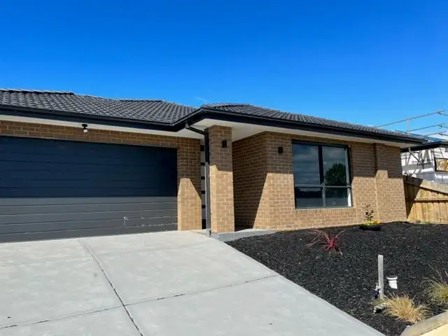 3 Reardon Crescent, St Leonards VIC 3223