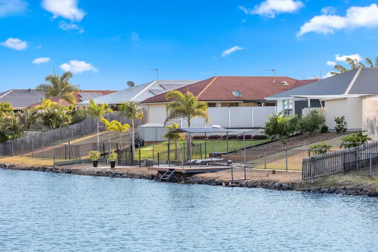 8 Earl St Vincent Circuit, Eli Waters QLD 4655