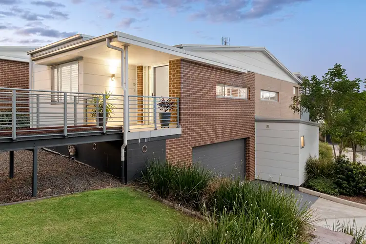 10/37 Tallawalla Road, Valentine NSW 2280